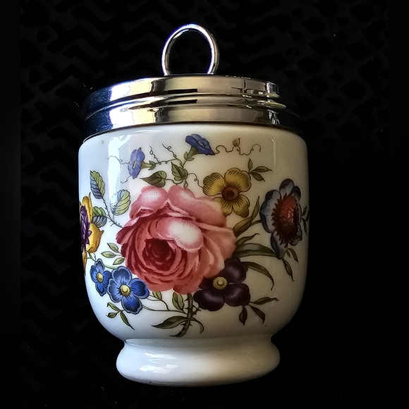 Vintage Royal Worcester Porcelain Egg Coddler - Picture 6 of 6